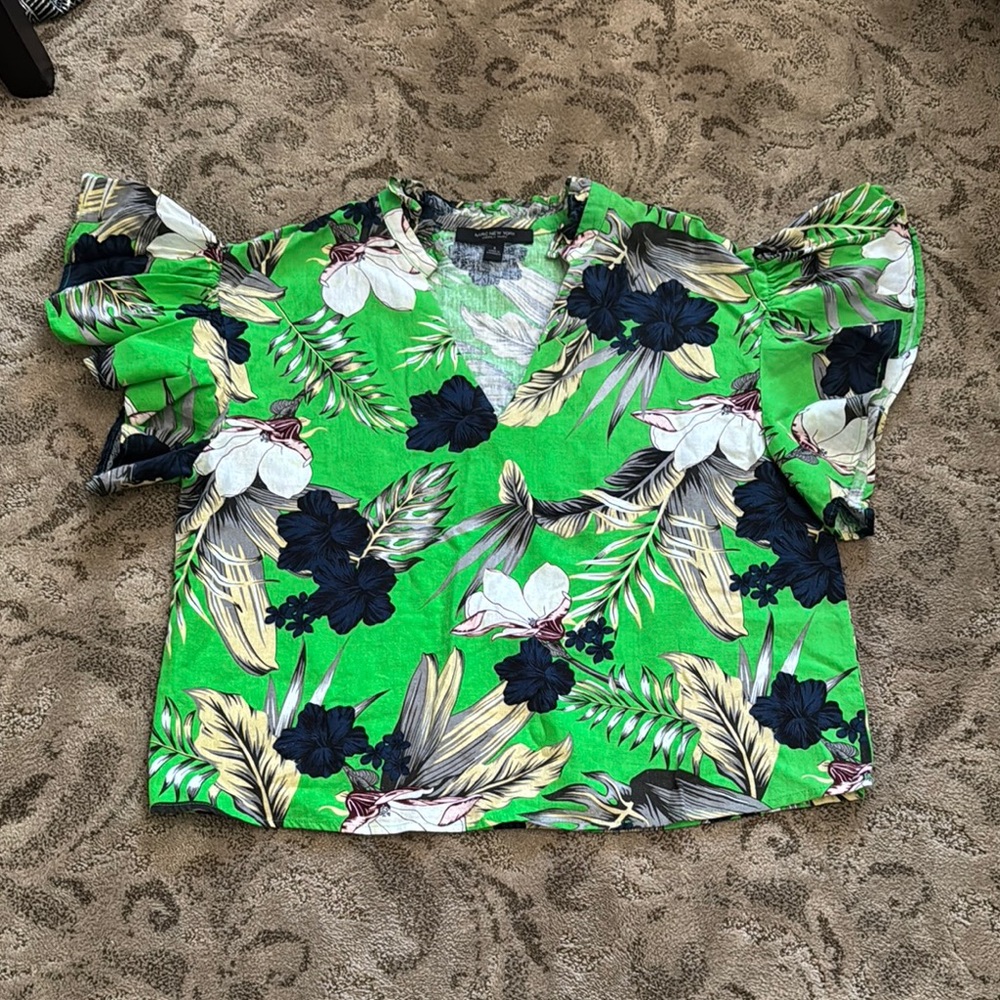 Green Floral Puff Sleeve Top